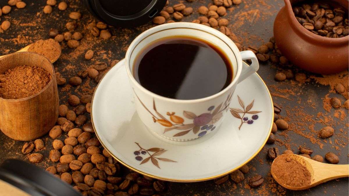 5 Drinks That Are Actually Dehydrating You!