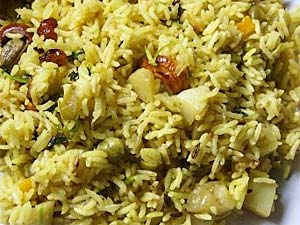 Indian Microwave Recipe - Easy Peas Pulao - Boldsky.com