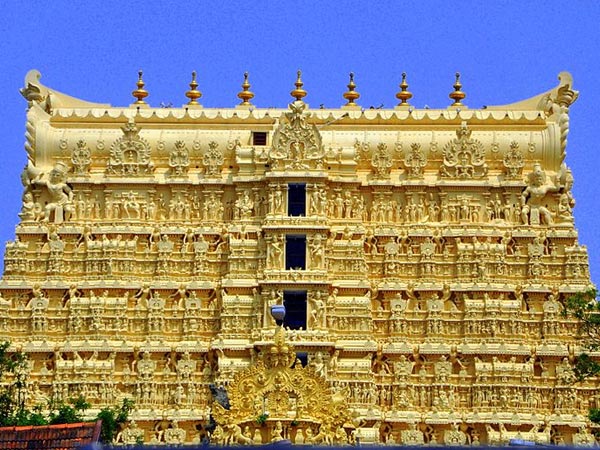 10 Richest Temples Of India - Boldsky.com
