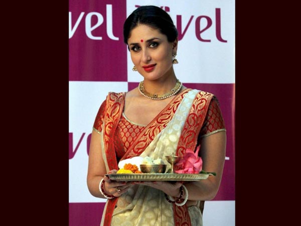 Celebrities Who Love Bengali Sarees - Boldsky.com