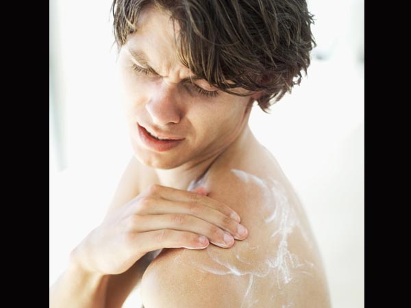 Spondylitis Symptoms To Never Ignore