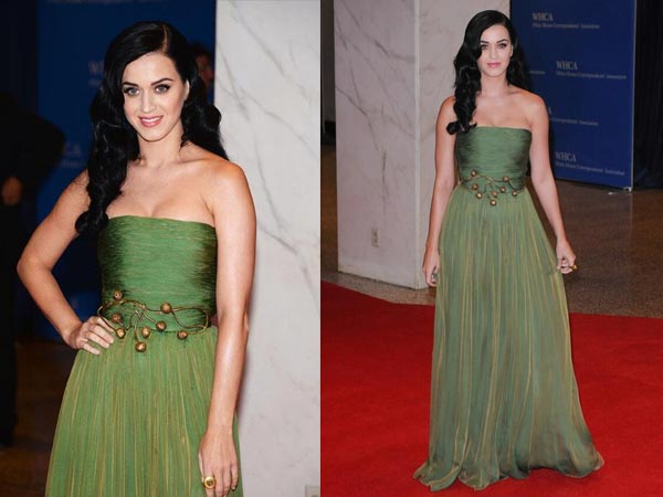 Green Dresses For Christmas: Celebrity Style - Boldsky.com