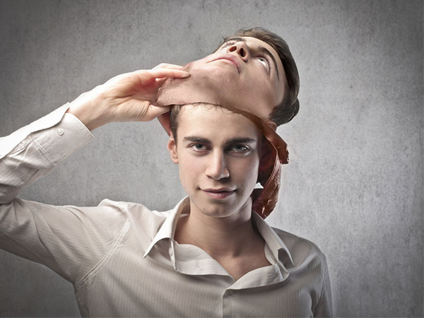 7 Superb Ways To Be A Good Liar - Boldsky.com - How To Be A Good Liar