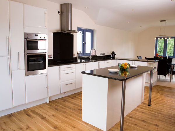 New Designs To Revamp Your Kitchen - Boldsky.com