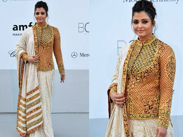 10 Golden Cholis For Sarees - Boldsky.com