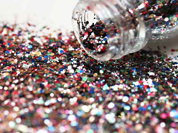 Best Tips To Make Glitter Shadow Pop Out - Boldsky.com