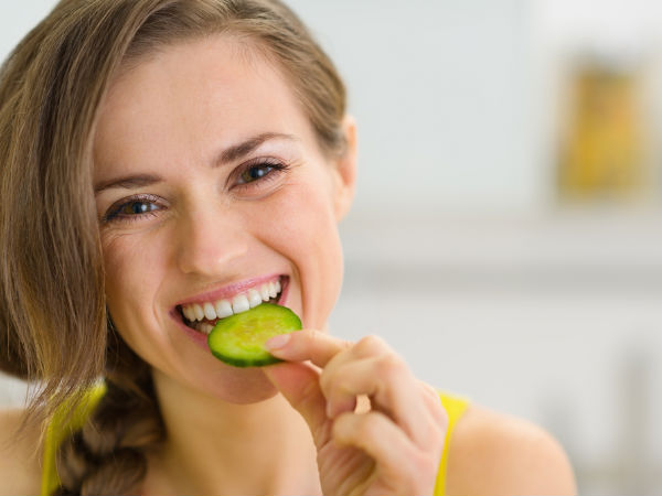 Why Munch A Raw Cucumber With Meals? - Boldsky.com