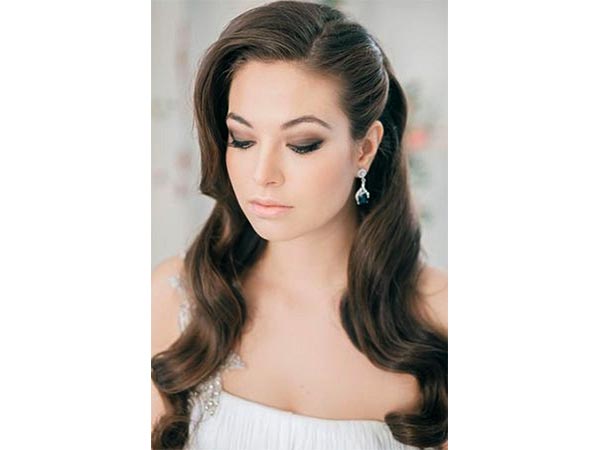 Amazing Hairstyles For Girls With Long Hair - Boldsky.com