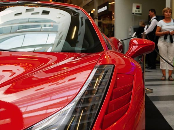Here's Why Ferrari Employees Are Not Allowed To Buy Ferrari Cars