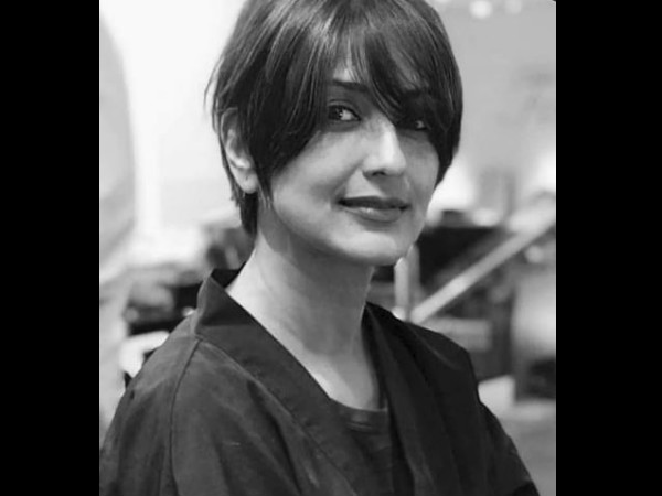 Sonali Bendre S New Look Chemotherapy Hair Loss Tips Boldsky Com