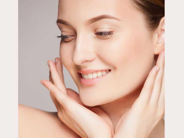 How To Use Red Sandalwood Powder For Flawless Skin Boldsky Com