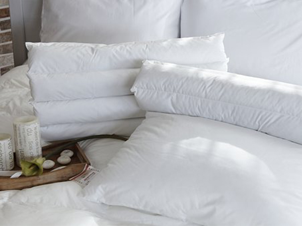 Weighted Blankets: Benefits And Potential Dangers - Boldsky.com