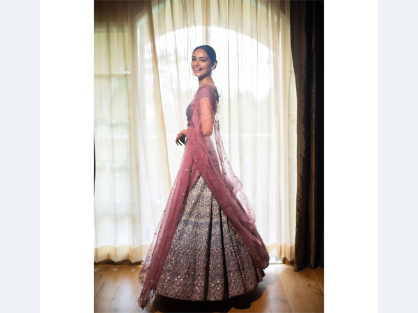 Manushi Chhillar Manushi Chhillar