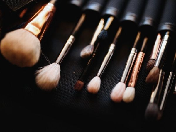 5 Reasons Why It Is SO Important To Clean Your Make-up Brushes 