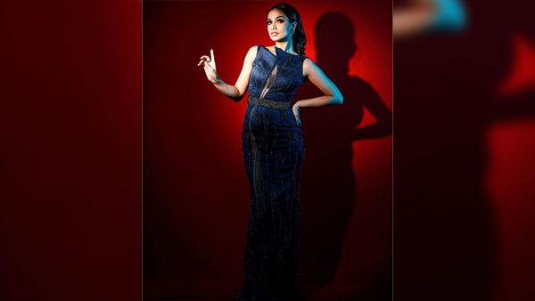 Divya Agarwal Style Divya Agarwal Style