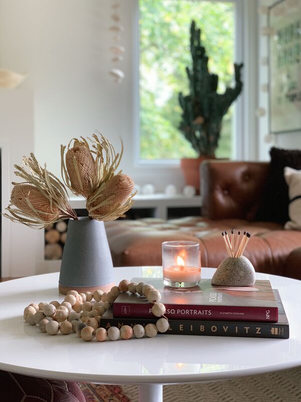 5 Easy Tips To Style Your Coffee Table