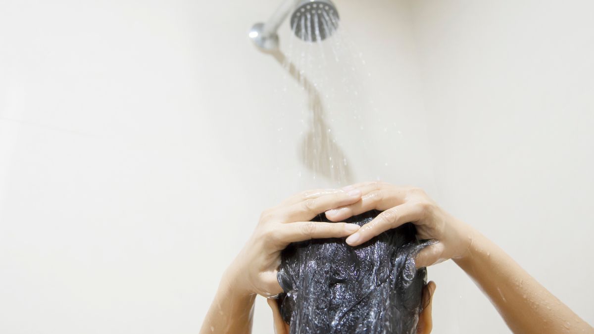 Heat Wave In India How Often Should You Shower? How Many Showers A Day
