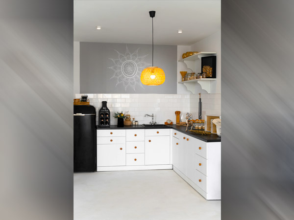 Expert Tips To Decorate Your Small Kitchen - Boldsky.com