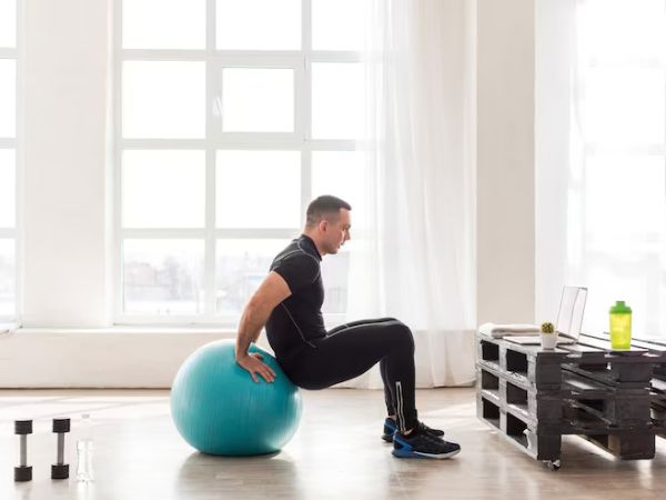 Kegel Exercises For Improved Intimacy For Men And Women - Boldsky.com