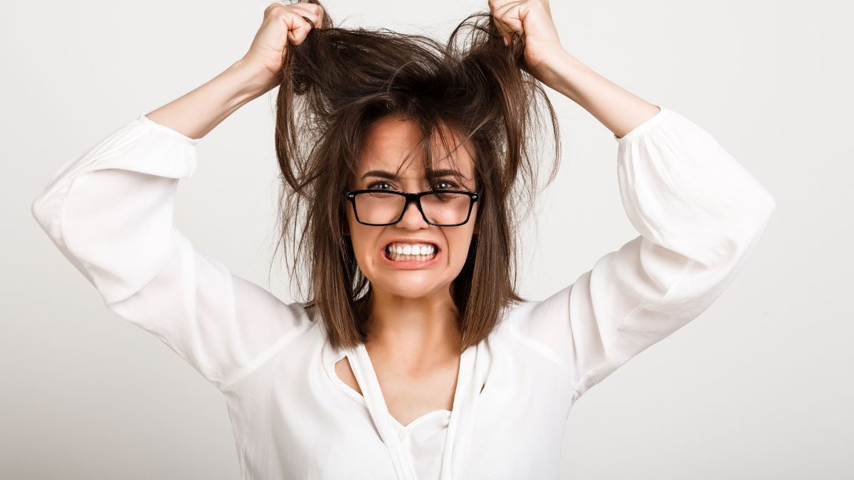 Constant Headache And Hair Loss? Include These 5 Foods In Your Daily
