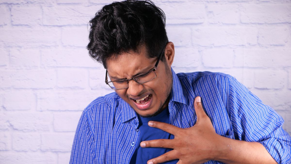 Severe Chest Pain From Gas? Here Are 5 Home Remedies