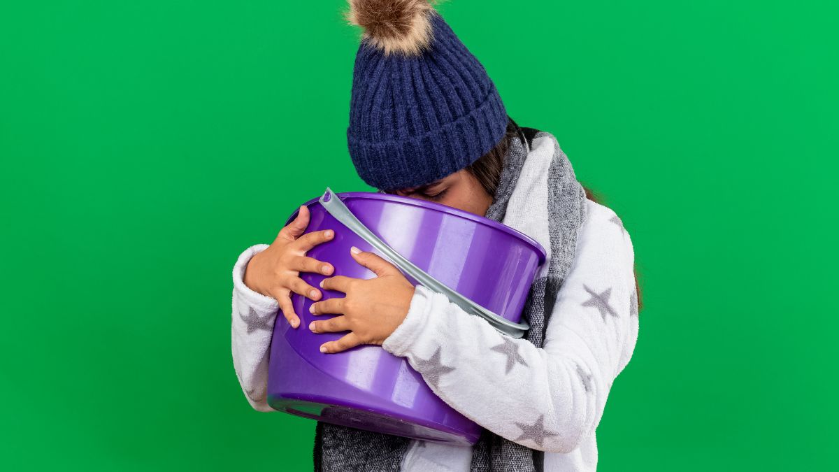 4 Things To Do To Avoid Vomiting And Nausea While Travelling