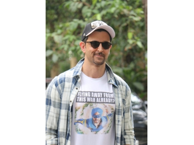 Hrithik Roshan’s T-Shirt For Promotions