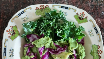 Green Pasta With Nuts Recipe